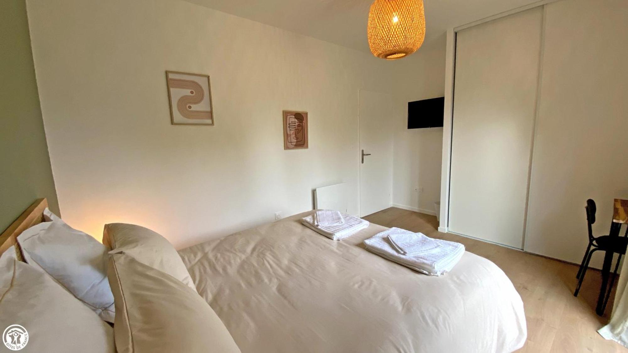Breakislebed 3 Maisons Chu Limoges Exterior foto