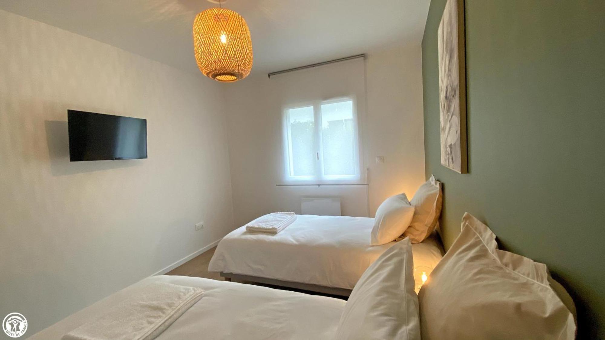 Breakislebed 3 Maisons Chu Limoges Exterior foto