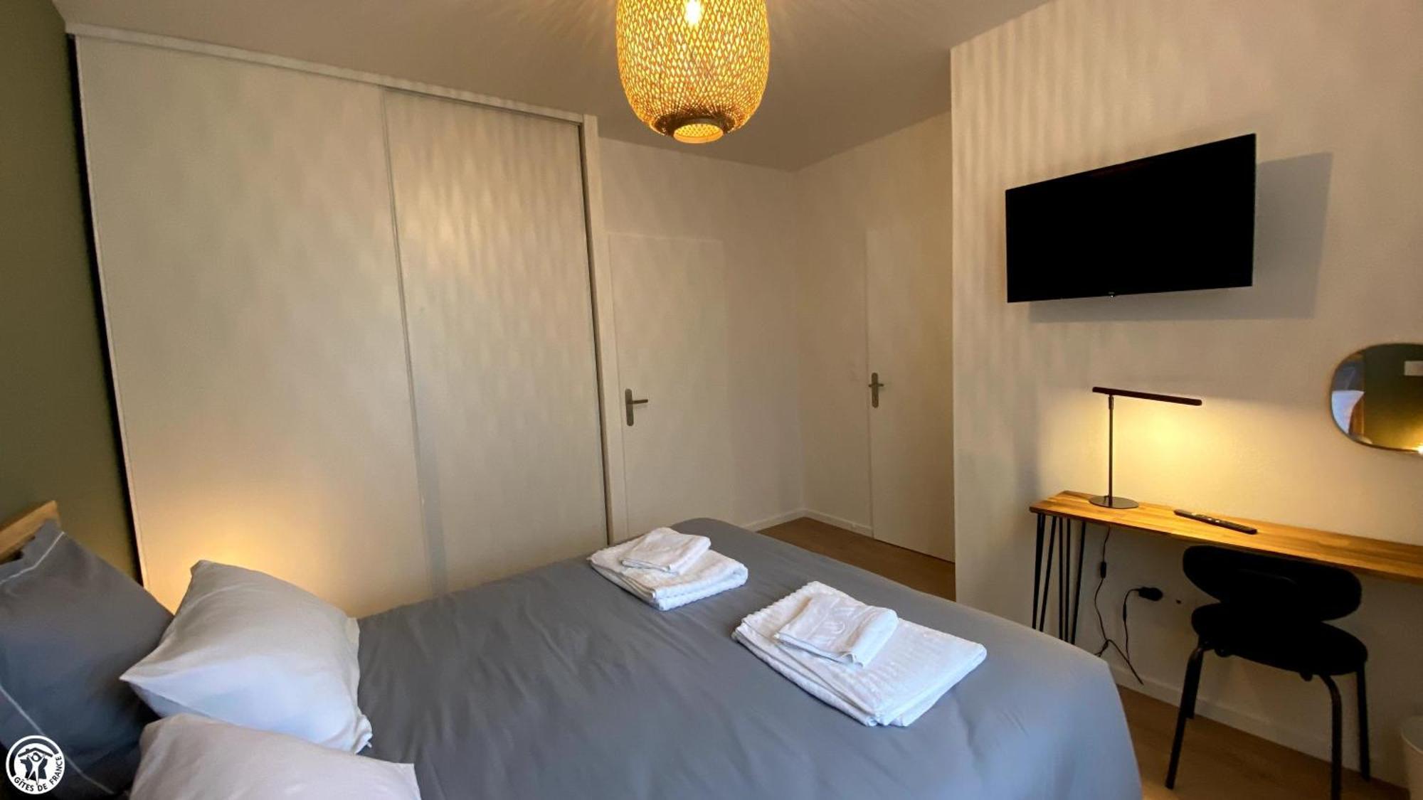 Breakislebed 3 Maisons Chu Limoges Exterior foto