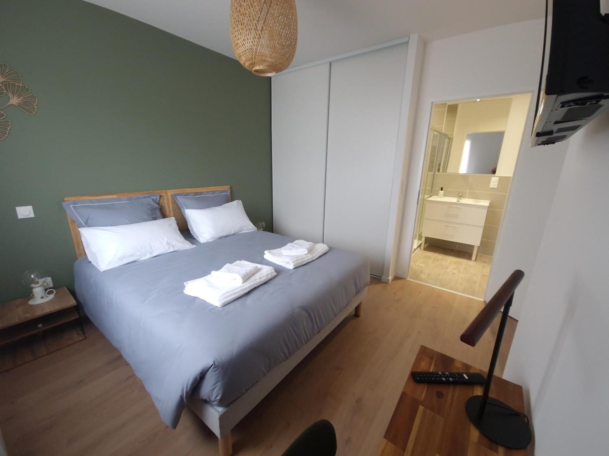 Breakislebed 3 Maisons Chu Limoges Exterior foto